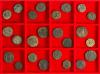 IMPERIO ROMANO. Lote 24 Pequeños Bronces. BAJO IMPERIO. VARI