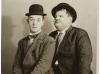 1949. FOTOGRAFÍA. DOS FOTOGRAFÍAS DE LOS ACTORES STAN LAUREL