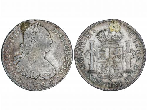 CARLOS IV. 8 Reales. 1796. GUATEMALA. M. 26,68 grs. Perforac