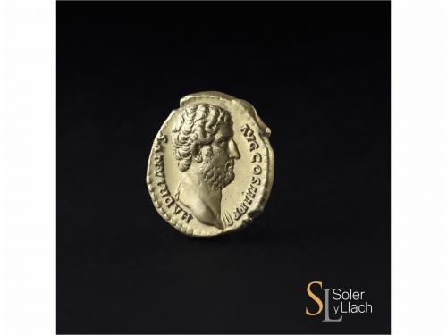 IMPERIO ROMANO. Áureo. Acuñada el 134-138 d.C. ADRIANO. Anv.