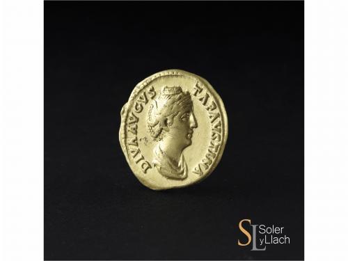 IMPERIO ROMANO. Áureo. Acuñada el 141-161 d.C. FAUSTINA MADR