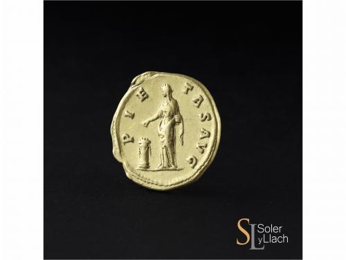 IMPERIO ROMANO. Áureo. Acuñada el 141-161 d.C. FAUSTINA MADR