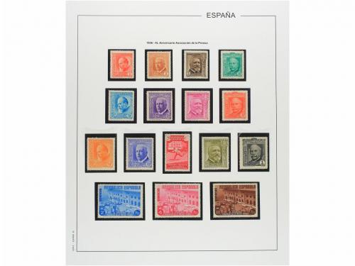 LOTES y COLECCIONES. ESPAÑA. Colección de 1900-1955 en hojas