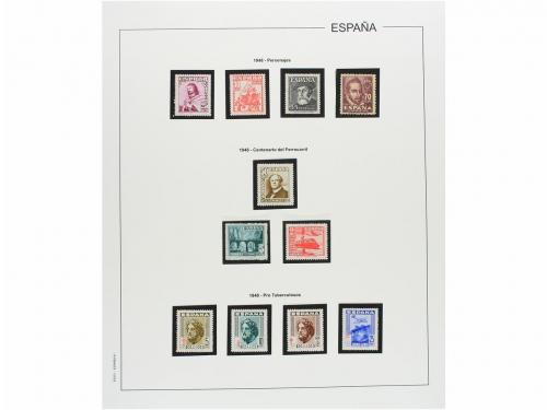 LOTES y COLECCIONES. ESPAÑA. Colección de 1900-1955 en hojas