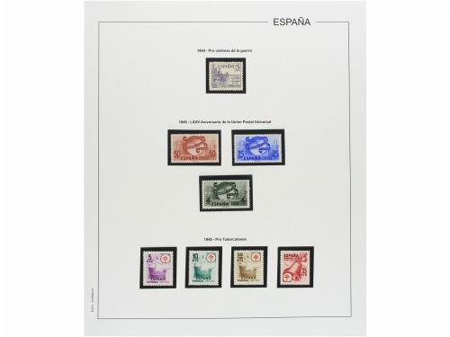 LOTES y COLECCIONES. ESPAÑA. Colección de 1900-1955 en hojas