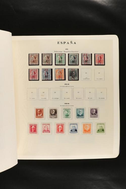 LOTES y COLECCIONES. COLECCIÓN de 1900 a 1960 en hojas de ál