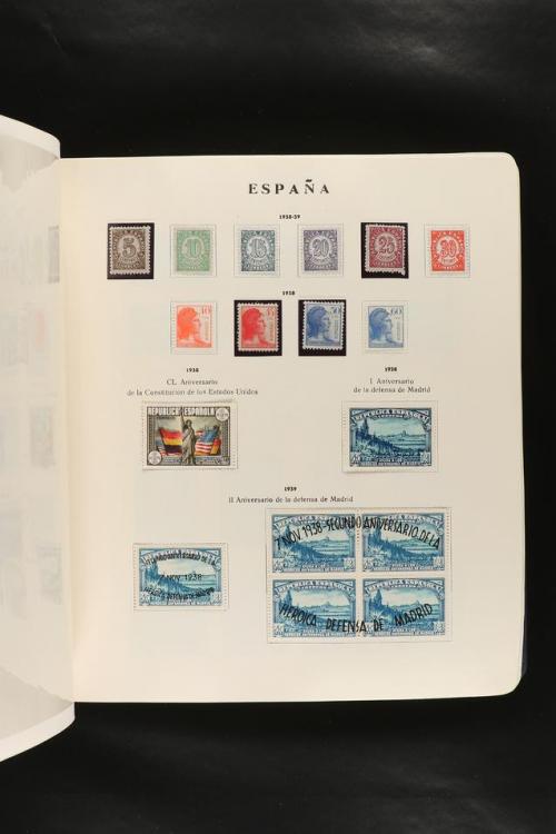 LOTES y COLECCIONES. COLECCIÓN de 1900 a 1960 en hojas de ál