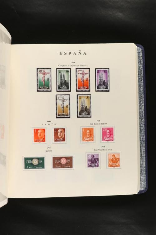 LOTES y COLECCIONES. COLECCIÓN de 1900 a 1960 en hojas de ál