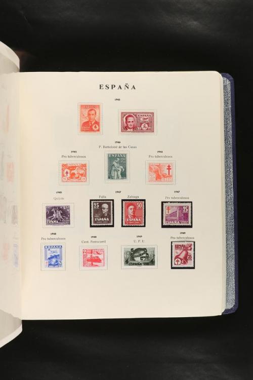 LOTES y COLECCIONES. COLECCIÓN de 1900 a 1960 en hojas de ál