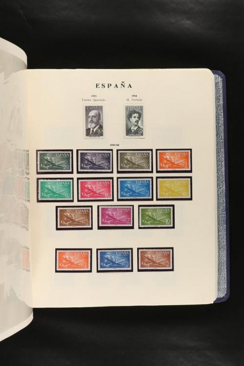 LOTES y COLECCIONES. COLECCIÓN de 1900 a 1960 en hojas de ál