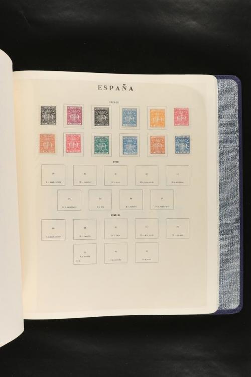 LOTES y COLECCIONES. COLECCIÓN de 1900 a 1960 en hojas de ál