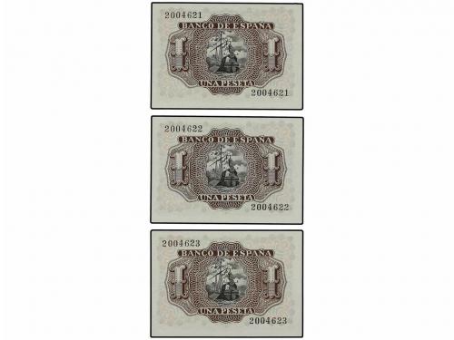ESTADO ESPAÑOL. Lote 3 billetes 1 Peseta. 22 Julio 1953. Mar