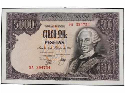 JUAN CARLOS I. Lote 3 billetes 5.000 Pesetas. 6 Febrero 1976
