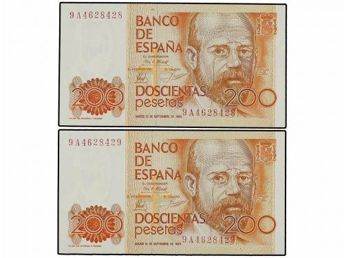 JUAN CARLOS I. Lote 2 billetes 200 Pesetas. 16 Septiembre 19