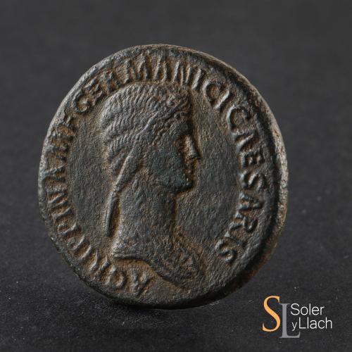 IMPERIO ROMANO. Sestercio. Acuñada el 41 d.C. AGRIPINA MADRE