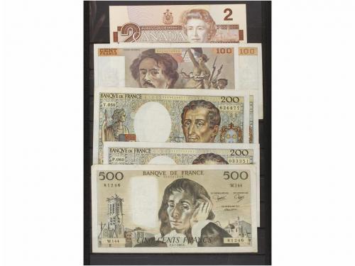 BILLETES EXTRANJEROS. Lote de unos 250 billetes. Siglo XX. V