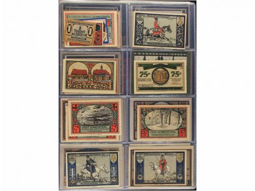 BILLETES EXTRANJEROS. Lote 36 billetes y 69 Notgelds. 1902 