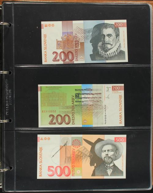 BILLETES EXTRANJEROS. Lote 212 billetes. Siglo XX. BULGARIA