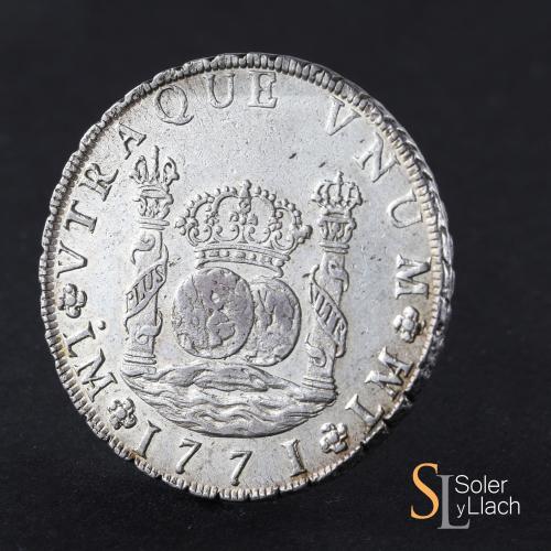 CARLOS III. 8 Reales. 1771. LIMA. J.M. 26,9 grs. Columnario.