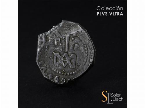 CARLOS II. 8 Reales. 1694. SEVILLA. M. 21,13 grs. Tipo María