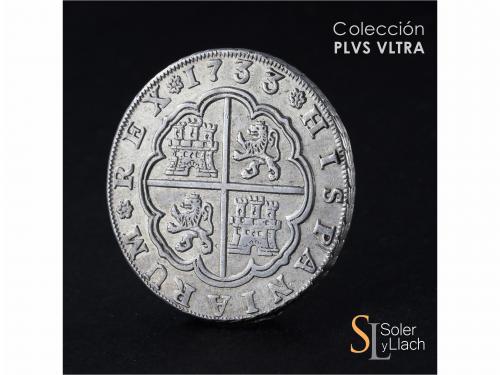 FELIPE V. 8 Reales. 1733. SEVILLA. P.A. 26,90 grs. Restos de