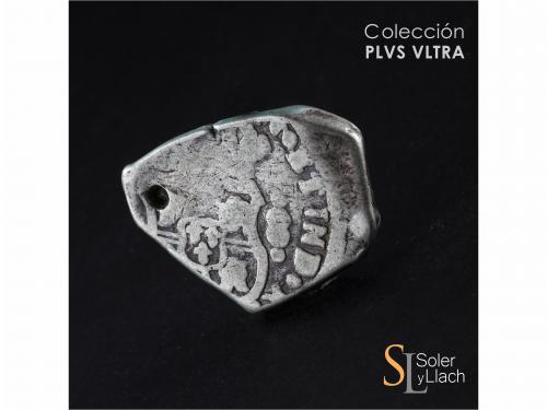 FELIPE V. 8 Reales. 1737. GUATEMALA. (J). 26,44 grs. Columna