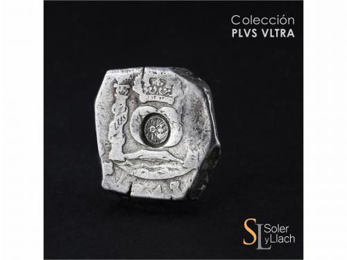 FELIPE V. 8 Reales. 1743. GUATEMALA. (J). 26,90 grs. Columna