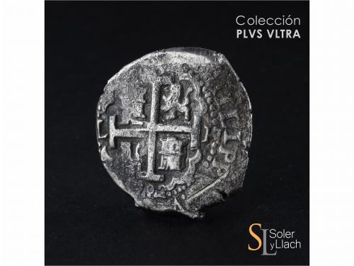 FELIPE V. 8 Reales. 1702. LIMA. H. 25,98 grs. Dos fechas vis