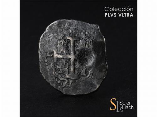 FELIPE V. 8 Reales. 1705. LIMA. H. 25,59 grs. Pátina oscura.