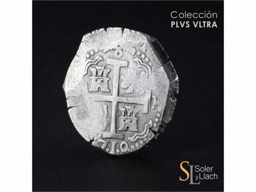FELIPE V. 8 Reales. 1710. LIMA. H. 27,06 grs. Dos fechas vis