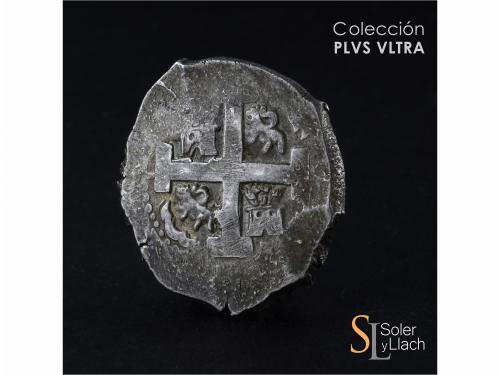 FELIPE V. 8 Reales. 1724. LIMA. M. 26,86 grs. Pátina. MBC. /