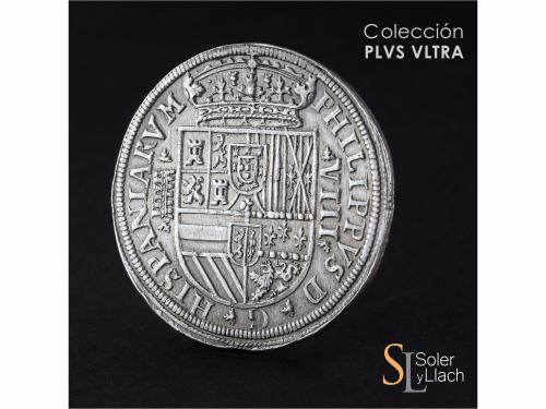 FELIPE II. 8 Reales. 1588. SEGOVIA. Anv.: Acueducto vertical