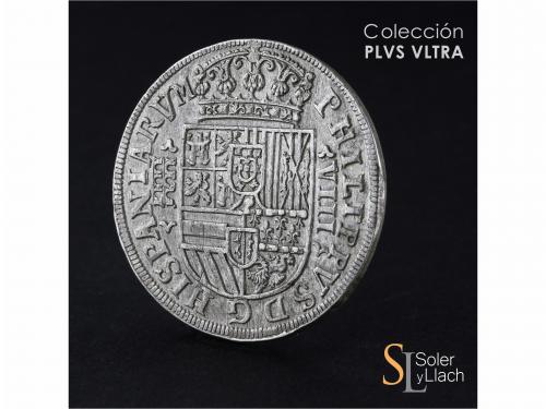 FELIPE II. 8 Reales. 15.89/7. SEGOVIA. 26,96 grs. Similar al