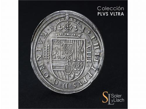 FELIPE II. 8 Reales. 1597. SEGOVIA. Anv.: OMNIVM. Acueducto 