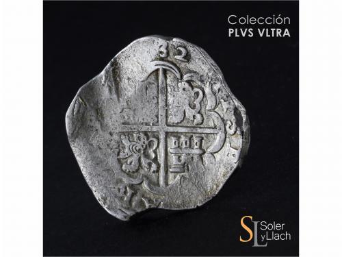 FELIPE IV. 8 Reales. (16)32. SEVILLA. R. 27,72 grs. Dos últi