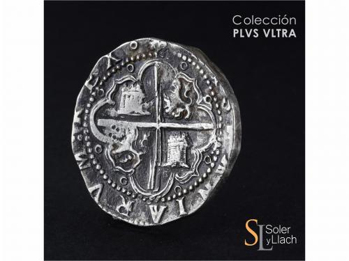 FELIPE II. 8 Reales. S/F. VALLADOLID. A. Anv.: Tres girones 