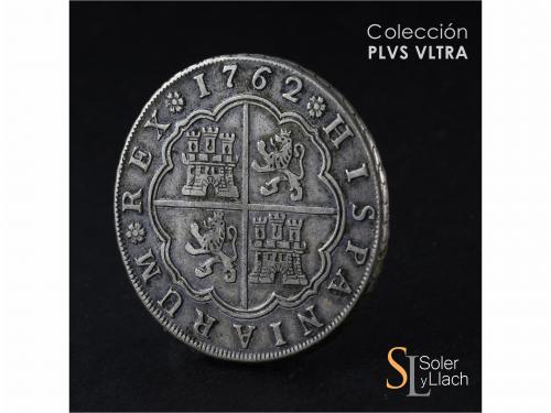 CARLOS III. 8 Reales. 1762. SEVILLA. J.V. 26,67 grs. Pátina 