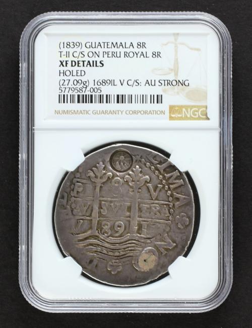 CARLOS II. 8 Reales. 1689. LIMA. V. Rev.: Resello sol sobre 