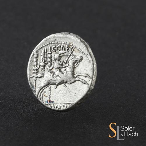 IMPERIO ROMANO. Denario. Acuñada el 8 a.C. AUGUSTO. LUGDUNU