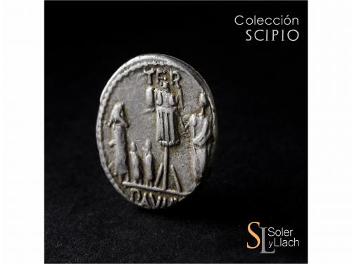 REPÚBLICA ROMANA. Denario. 62 a.C. AEMILIA. Paullus Aemilius