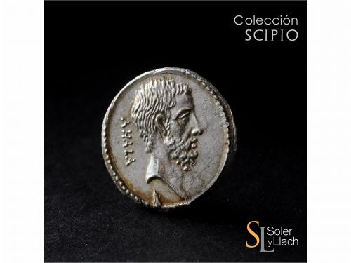 REPÚBLICA ROMANA. Denario. 54 a.C. JUNIA. Q. Caepio Brutus. 