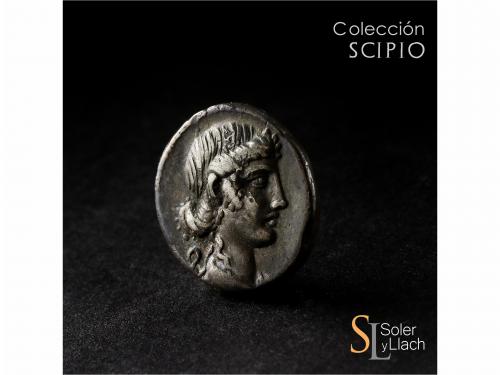 REPÚBLICA ROMANA. Denario. 69 a.C. PLAETORIA. M. Plaetorius 