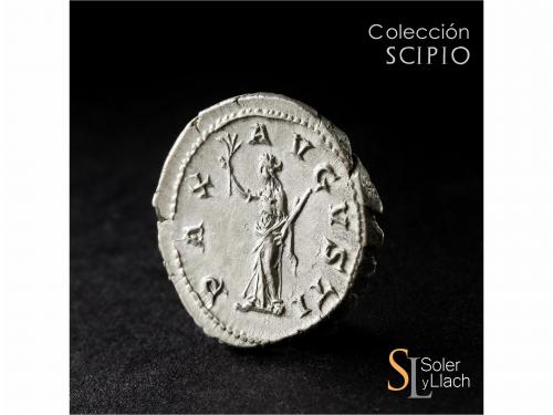 IMPERIO ROMANO. Denario. Acuñada el 235-238 d.C. MAXIMINO I.