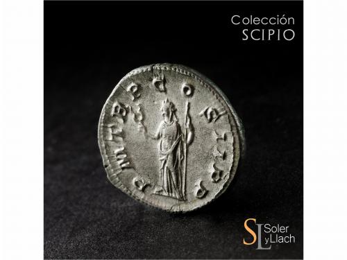 IMPERIO ROMANO. Denario. Acuñada el 238 d.C. PUPIENO. Anv.: 