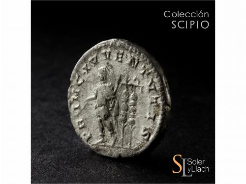 IMPERIO ROMANO. Antoniniano. Acuñada el 218 d.C. DIADUMENIAN