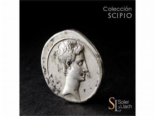 IMPERIO ROMANO. Denario. Acuñada el 32-29 a.C. OCTAVIO. Anv.