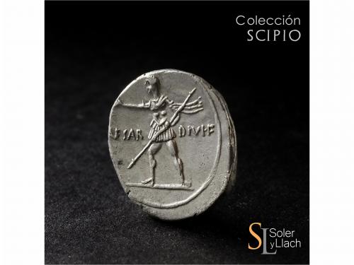 IMPERIO ROMANO. Denario. Acuñada el 32-29 a.C. OCTAVIO. Anv.