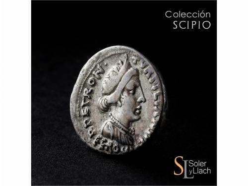 IMPERIO ROMANO. Denario. Acuñada el 19 a.C. AUGUSTO. P. Petr