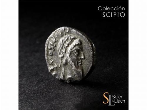 IMPERIO ROMANO. Denario. Acuñada el 49 a.C. POMPEYO EL GRAND