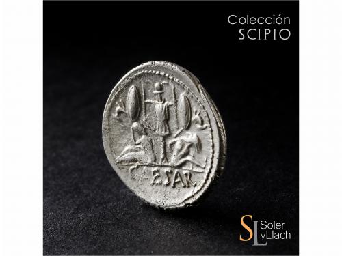 IMPERIO ROMANO. Denario. Acuñada el 46-45 a.C. JULIO CÉSAR. 